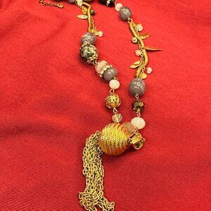 C 1946 Long Gold-Tone Tassel Pendant Necklace Assorted Beads